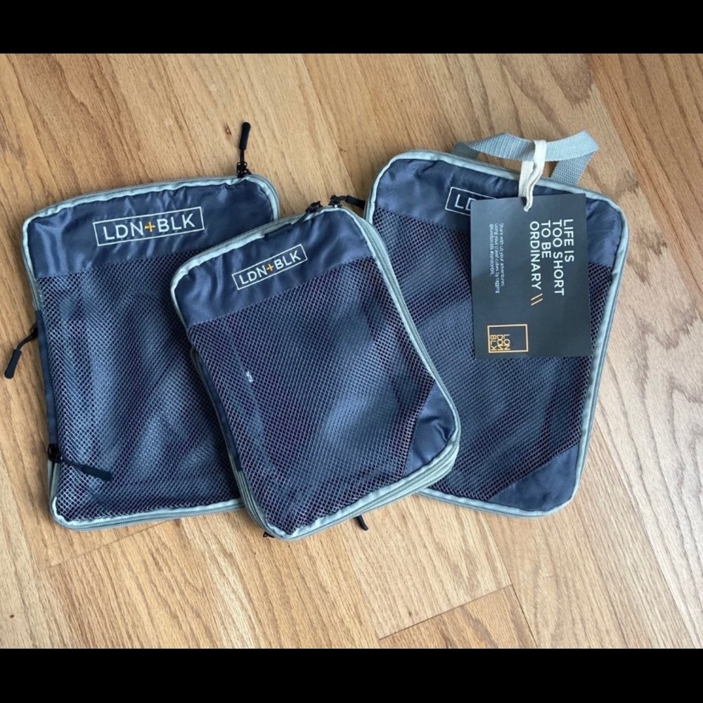 Travel compression bags